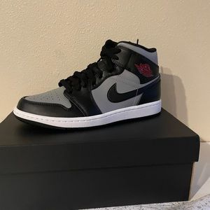 Jordan 1 Shadow Red, M10